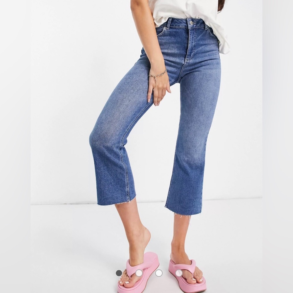 Miss Selfridge Kickflares Cropped Jeans - Medium Blue - Size 4